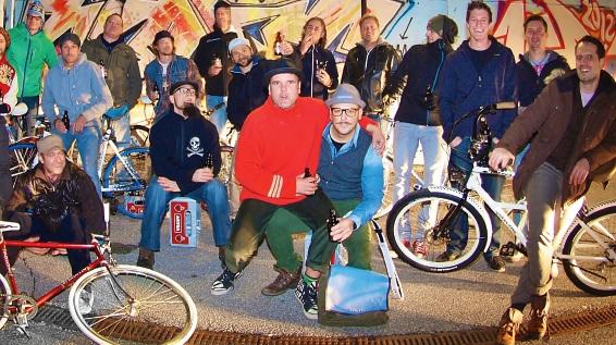 Der Trend zum Singlespeed-Fahrrad mit nur einem Gang, mit Singlespeed-Bikes und Fixies werden zu einem Mittel, sich selbst zu Fixies, Singlespeeds & Co: Urbane Mobilitt | zarell.com