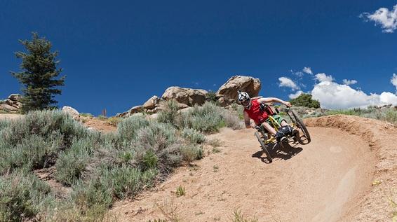Felix Brunner: Mit dem Handbike ins Land der unbegrenzten Möglichkeiten / Bild: Berghaus