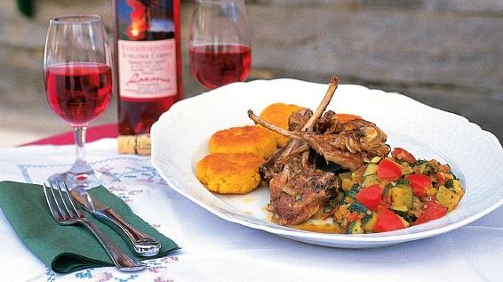 Wandern und Kulinarik: Haubenküche statt Hüttenkost / Bild: Steiermark Tourismus / Harry Schiffer Wandern und Kulinarik: Haubenküche statt Hüttenkost / Bild: Steiermark Tourismus / Harry Schiffer