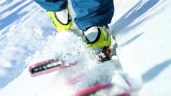 Damit er passt: Worauf du beim Kauf eines Tourenskischuhs achten solltest / Bild: Atomic Ski
