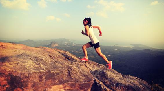 Trailrunner / Bild: istock / lzf