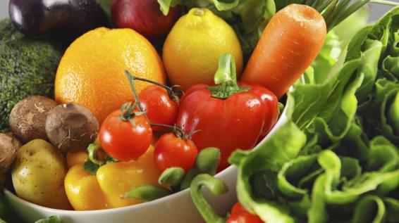 Vitamin-ABC: 4 Vitalstoffe für deine Gesundheit / Bild: iStock / Pixtural