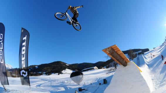 White Style bringt zum 10. Geburtstag Freeride-Elite nach Saalfelden Leogang / Bild: Norbert Szasz White Style bringt zum 10. Geburtstag Freeride-Elite nach Saalfelden Leogang / Bild: Norbert Szasz