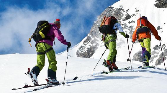 Das SPORTaktiv Alpe-Adria-Skitouren-Camp / Bild: Fitschi-Diamir