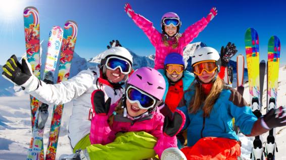SPORTaktiv Winterguide 2014/15: Skifahrer-Familien gesucht! / Bild: Shutterstock SPORTaktiv Winterguide 2014/15: Skifahrer-Familien gesucht! / Bild: Shutterstock