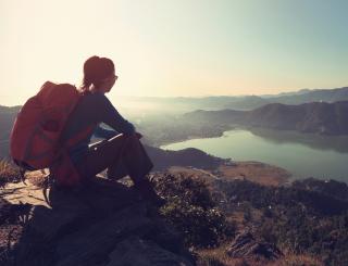 Das erste Mal: Wie du dich optimal auf eine Weitwanderung vorbereitest © iStock / lzf Das erste Mal: Wie du dich optimal auf eine Weitwanderung vorbereitest