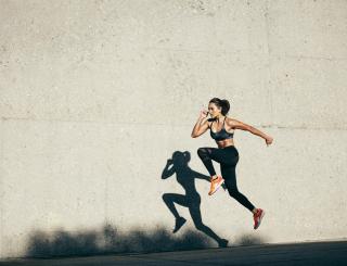 Kleines Lauf-ABC: Die 6 besten Übungen, um die Lauftechnik zu verbessern © iStock / jacoblund Kleines Lauf-ABC: Die 6 besten Übungen, um die Lauftechnik zu verbessern