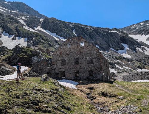 © © Privat / Ruine der Unterkunft der Knappen, die im Bergbau tätig waren. Raurisertal im SPORTaktiv-Regionstest: Zwischen Goldwaschen, Gletscherseen und Sternenhimmel