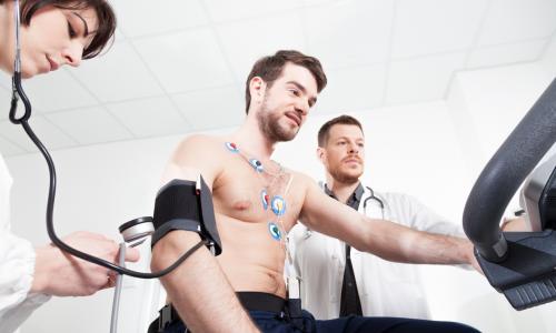 Sportler beim Laktattest Thumbnail