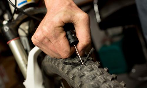 Ausprobiert: 3 Produkte, die den Biker-Alltag erleichtern sollen Thumbnail