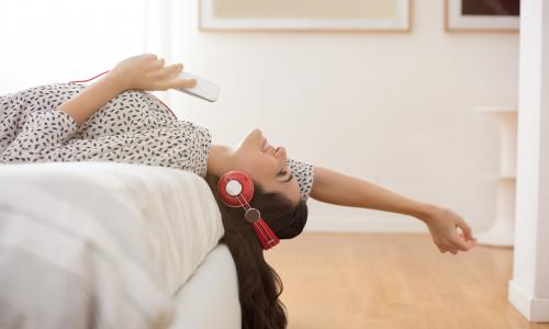 4 kleine Morgenrituale für mehr Energie am Tag Thumbnail