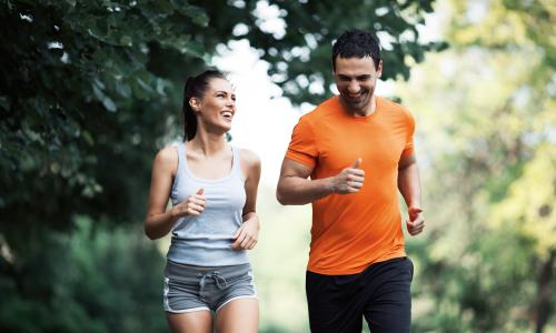 7 Dinge, die du wissen solltest, wenn du einen Läufer datest Thumbnail