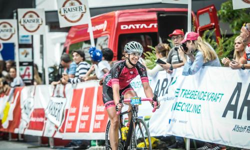 Nadja Prieling: Eine Liebeserklärung an das Rennradfahren Thumbnail