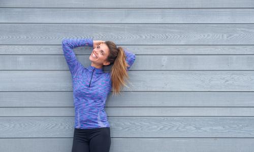 Laufbekleidung waschen – so machst du es richtig © iStock / m-imagephotography Laufbekleidung waschen – so machst du es richtig