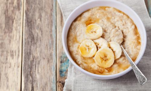 5 Arten, deinen Körper natürlich zu entgiften Thumbnail