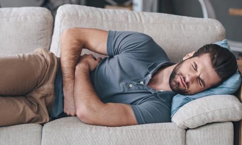 Nicht (zu) sauer werden: Diese 5 Tipps schützen vor zu viel Magensäure Thumbnail