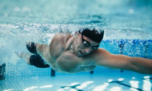Schwimmtraining © iStock / Jacob Ammentorp Lund Schwimmtraining