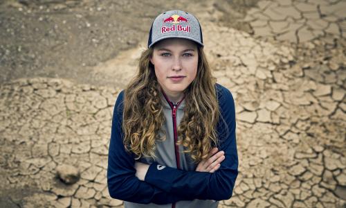 © Fotograf / Red Bull Content Pool Olm volle Reloaded: Rad-Ass Laura Stigger zwischen WM-Gold und Schulstress