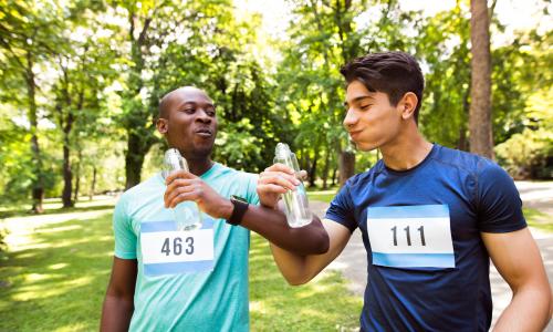 © iStock / Halfpoint Trinkstrategie beim Marathon