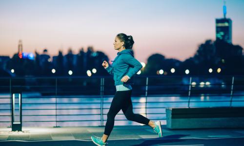 6 Sicherheitstipps fürs Laufen im Dunkeln