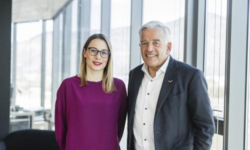 © Hersteller / Oberalp Gruppe / Ruth und Heiner Oberrauch Produktion von Schutzmasken & -anzügen: Die Südtiroler Oberalp Gruppe übernimmt Krisenmanagement