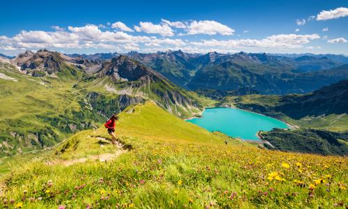 © Fotograf / Getty Images Am Weg zurück zur Urlaubsfreude