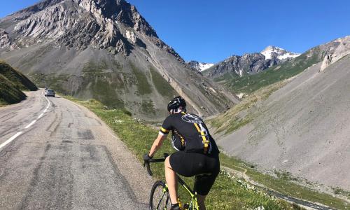 © SPORTaktiv / Alfred Brunner „Wie die Profis über die französischen Alpenpässe“