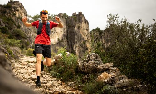 Das sind die ultracoolen Teile aus der Trailrunning-Kollektion von Salomon