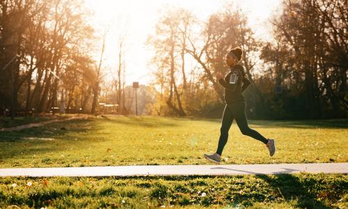 Jetzt erst recht: 6 Motivationshilfen fürs Laufen im Herbst