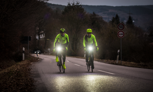 Leistungsfähiges Lichterset für deine Radausfahrt: NanoStrike 600 Combo von BBB Cycling