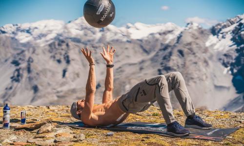 © Fotograf / Arvid Auner Fitness-Übungen mit Benjamin Karl: So macht dich der Weltmeister fit!