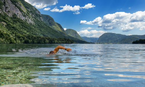 © iStock / Spanic Macht euch nass! Warum es sich lohnt, richtig schwimmen zu lernen