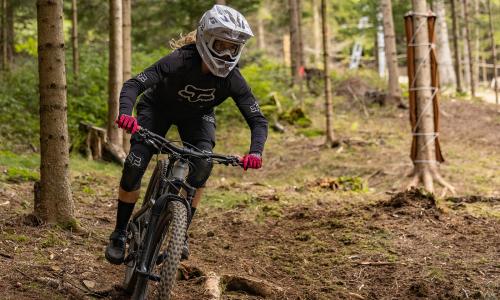 Jetzt wird's knackig: Die neue "Downhill Line" im Trailpark der Wexl Trails ist eröffnet!