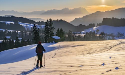 © iStock / Uwe Moser Die 5 besten Tipps für das Wandern mit dem Schneeschuh