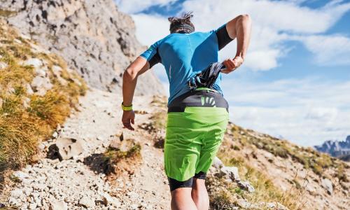 © Hersteller / Karpos Lade-Künstler: Laufhosen mit smartem Stauraum