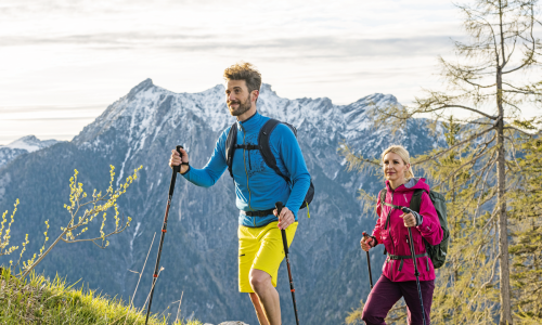 © Hersteller / Löffler / Lorenz Masser / Löffler bietet für alle Bedingungen die perfekte Wanderjacke bzw. Kombination. Klimaschutz ganz persönlich: Ein Streifzug durch die Welt der Wanderjacken fürs ideale Körperklima