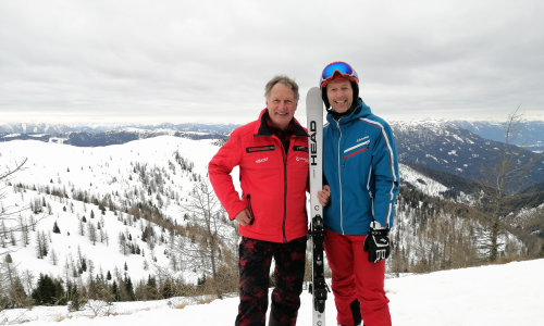 © Tourismusregion / Millstätter See - Bad Kleinkirchheim - Nockberge Tourismusmanagement GmbH / Monika Lechner / Skilegende Franz Klammer (li.) mit SPORTaktiv-Geschäftsführer Alfred Brunner Des Kaisers junge Gene: SPORTaktiv war Anfang Jänner live dabei beim exklusiven Skitag mit Franz Klammer