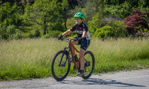 Woom OFF AIR: Federgabel und echte Mountainbike-Technik für den Nachwuchs im SPORTaktiv Test