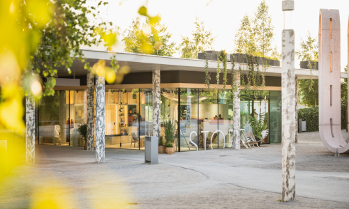 Eröffnung des weltweit ersten SWAROVSKI OPTIK Stores!