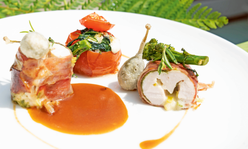 © Hotel / Der Steirerhof | www.dersteierhof.at Gesunder Rezepttipp: Hühnerbrust mit gefüllten Tomaten