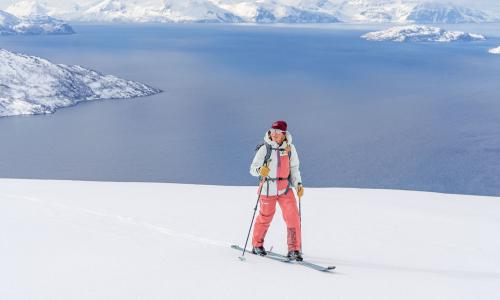 „Nur seinen Atem hören“: Freeriderin und Sportpsychologin Caja Schöpf über die Leidenschaft Skitour