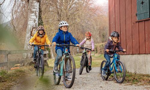 PYRO Bikes für Kinder: Maßgeschneiderte Freiheit auf zwei Rädern!