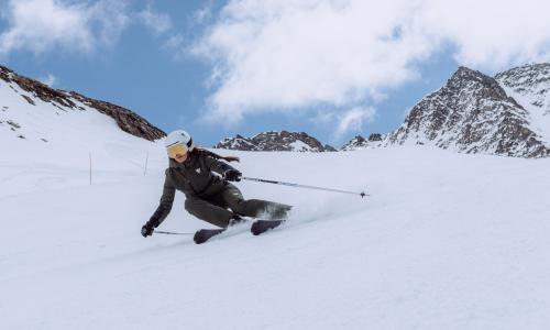 Beim Skifahren rundum geschützt mit DAINESE