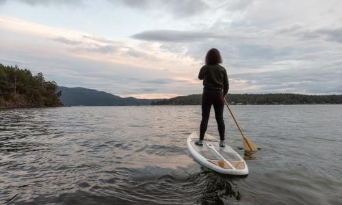 Nachspiel von Schriftsteller Egyd Gstättner: Das Eis des Wörthersees