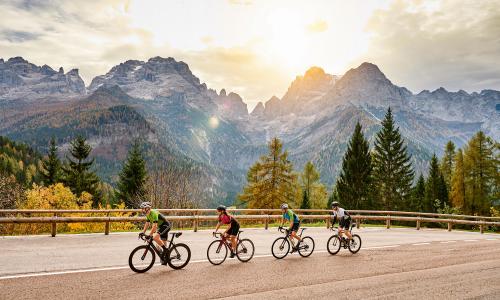 Ode an die Pässe: Was ist eigentlich das Schöne am Plagen, Kurbeln und Schnaufen?