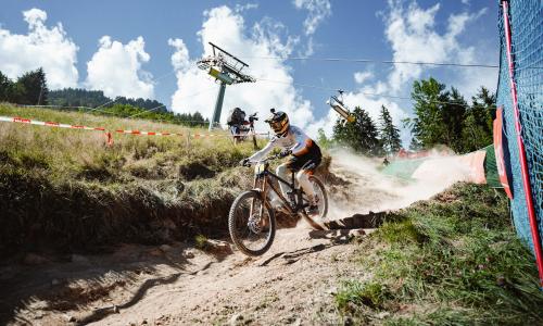Andi Kolb sichert sich souverän den Europameister-Titel in Champéry in der Schweiz