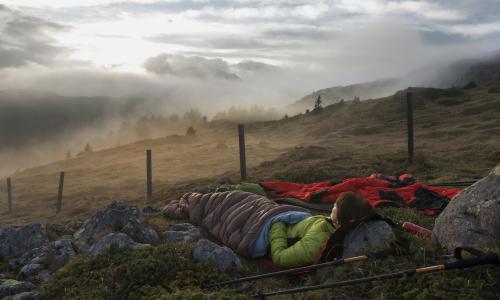 Unter freiem Himmel: Was einen guten Schlafsack ausmacht