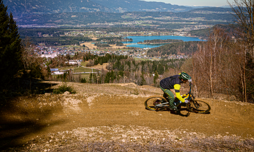 Flowing in the Wind: Wertvolle Tipps vom Fahrtechnik-Trainer für mehr Flow auf den Trails