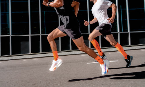 Under pressure: Stutzen oder Socken? Und wann lohnt sich eigentlich Kompression?