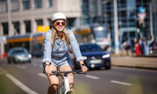 Brise statt Bremse: Wie ein Dienstrad zu deinem Sommertraum wird